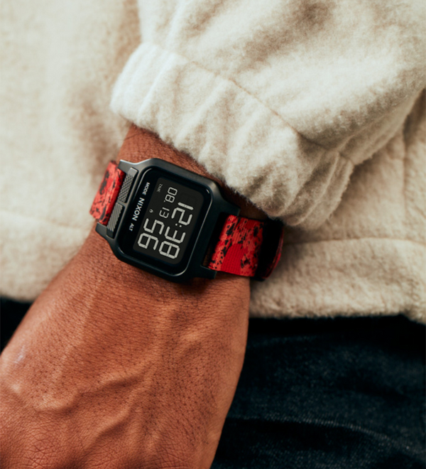 Heat Black / Red