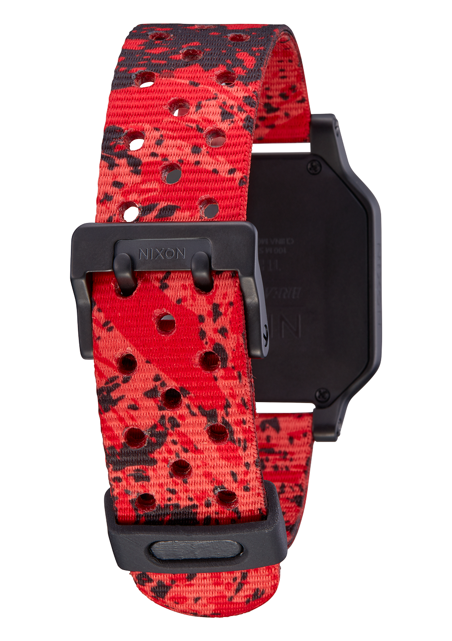 Heat Black / Red View 3