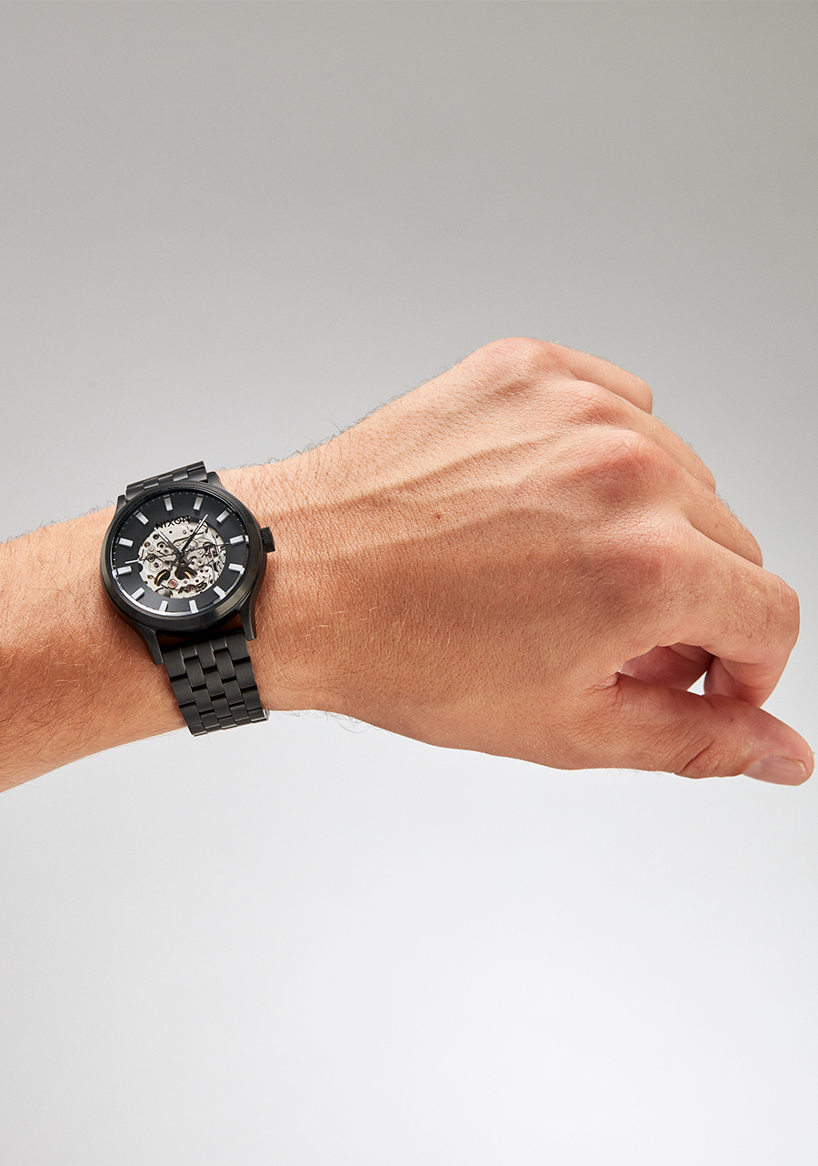 Spectra Black / Black View 5