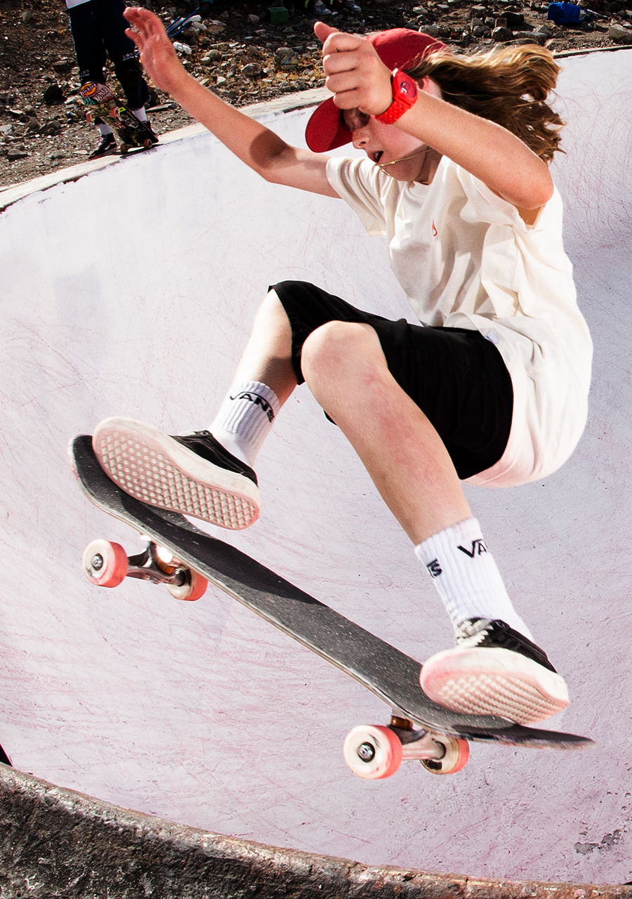 Rolling Stones Time Teller All Red View 9