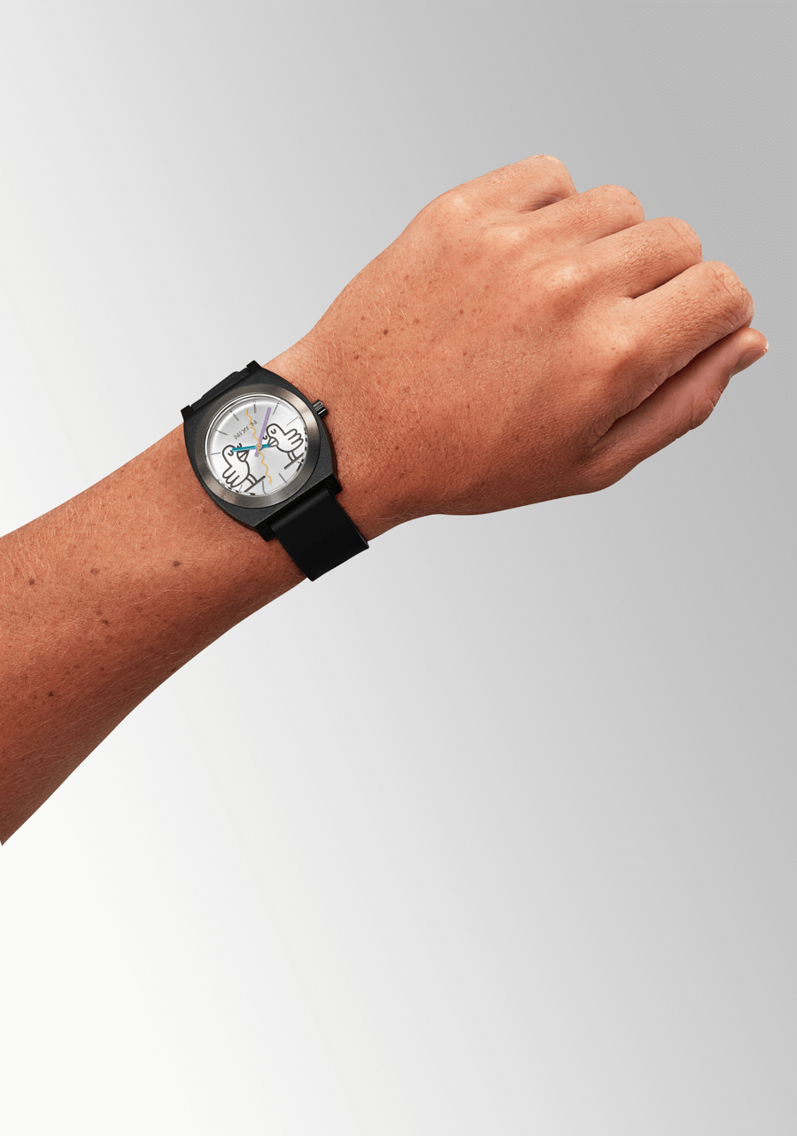 Hannah Eddy Time Teller OPP Black View 7