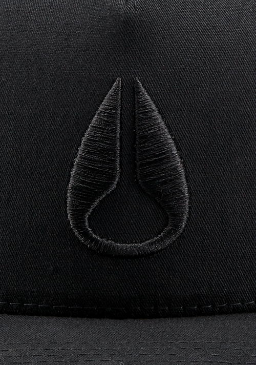 Iconed Trucker Hat Black / Black