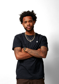 Time Teller Yellow Gold / Black / Red View 8