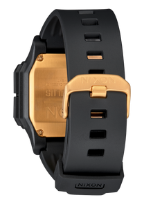 Regulus Black / Gold View 3