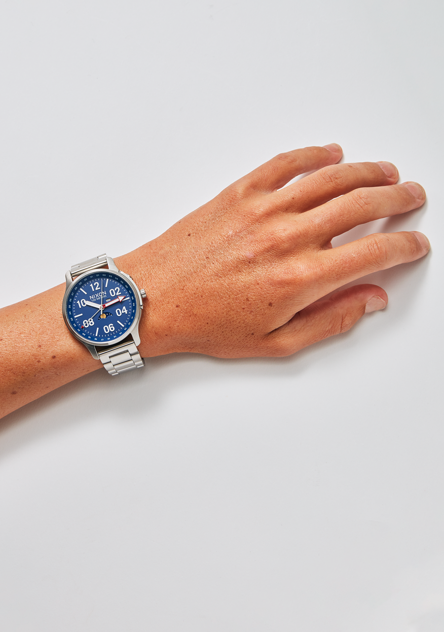 Ascender Silver Blue View 5