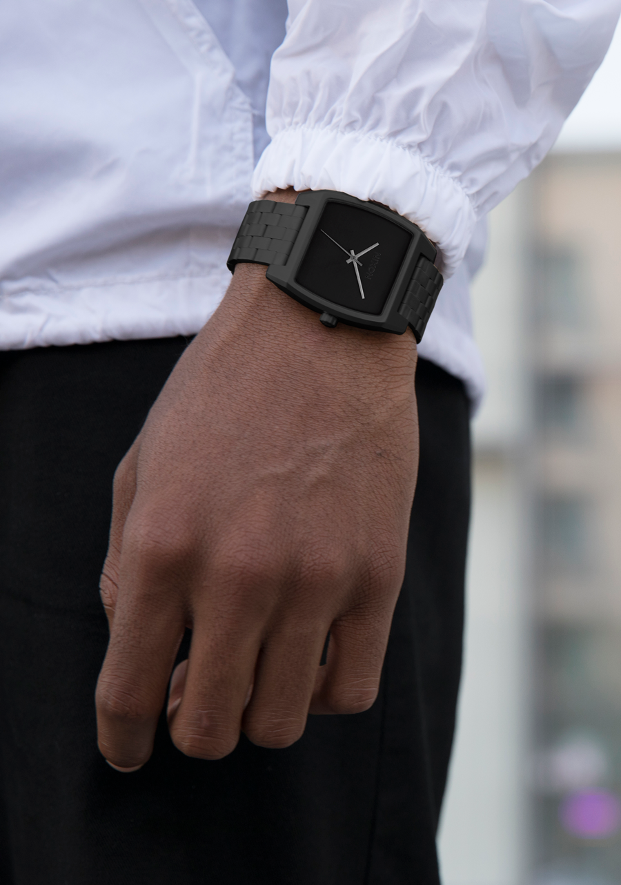 Time Tracker All Black View 6