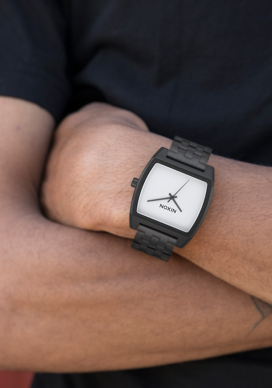 Time Tracker Black White View 5