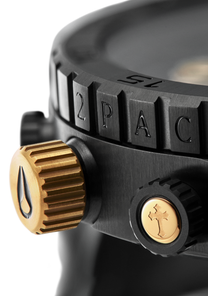 2Pac 51 30 Black Gold View 5