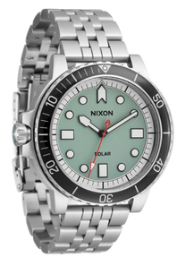 Stinger 44 Silver / Silver / Jade View 2