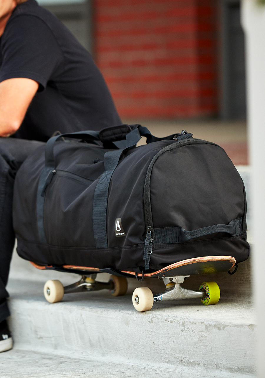 Pipes 45L Duffle All Black Nylon View 6