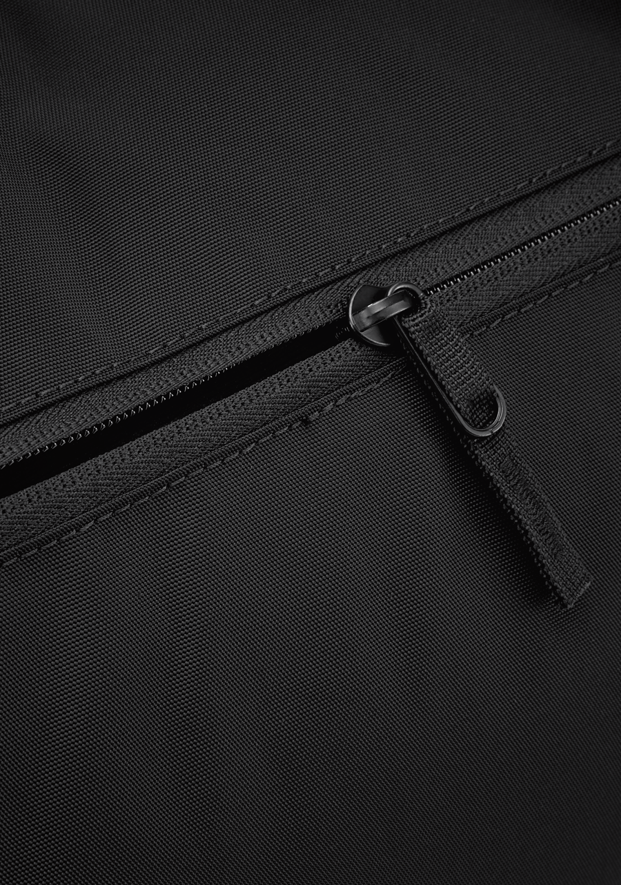 Pipes 45L Duffle All Black Nylon View 3