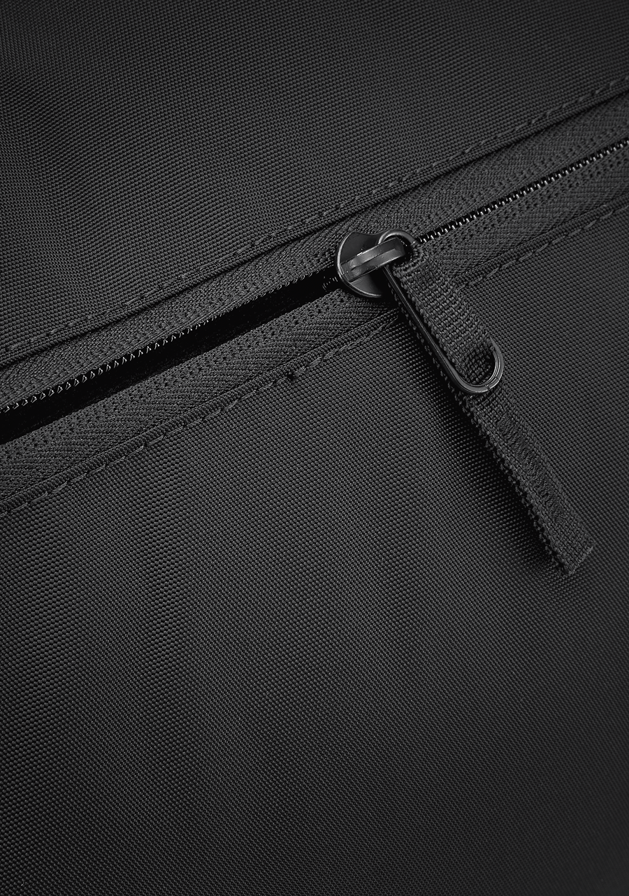 Pipes 35L Duffle All Black Nylon View 2