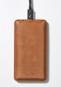 Wireless Charging Powerbank Brown View 3