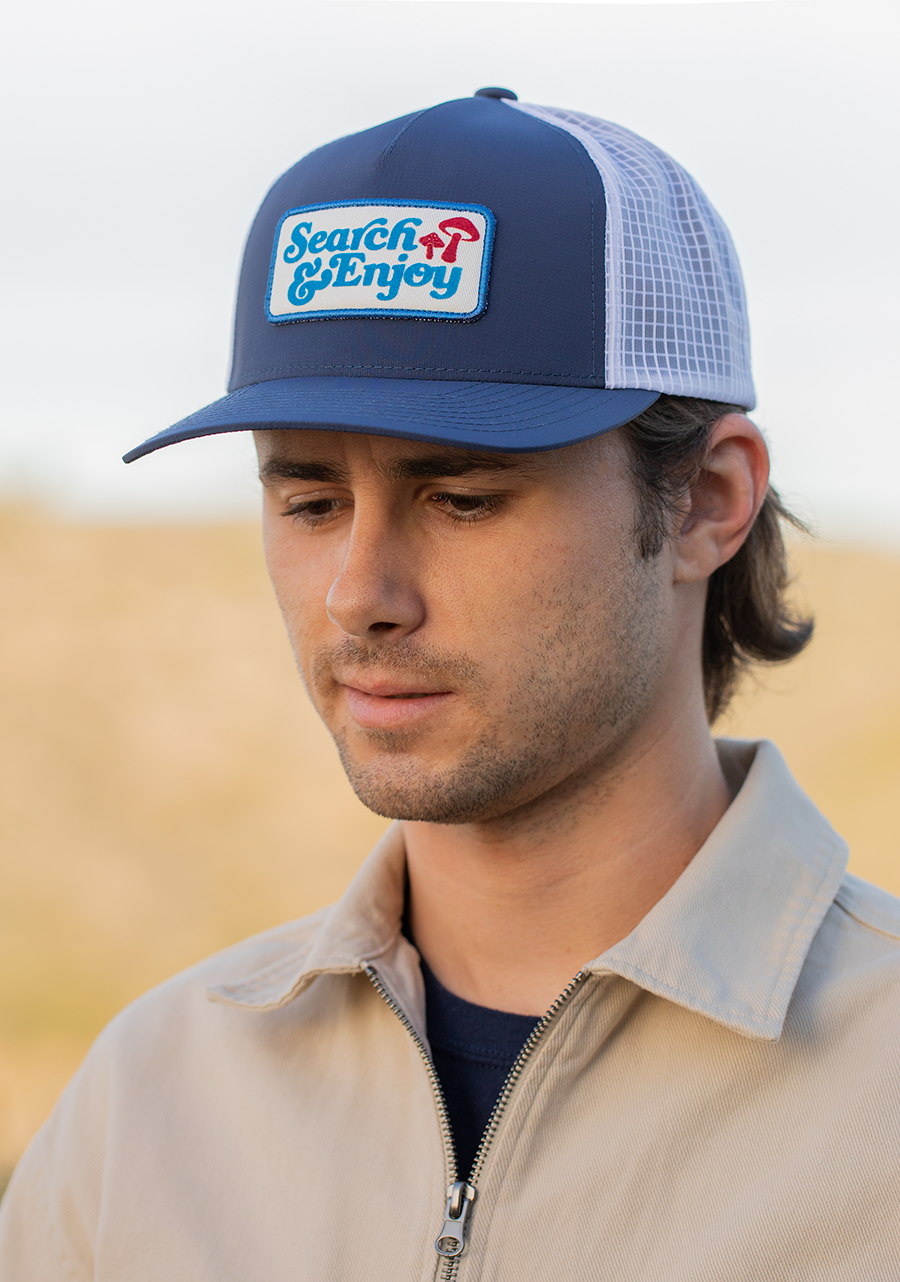 Searchin Trucker Navy / White View 8